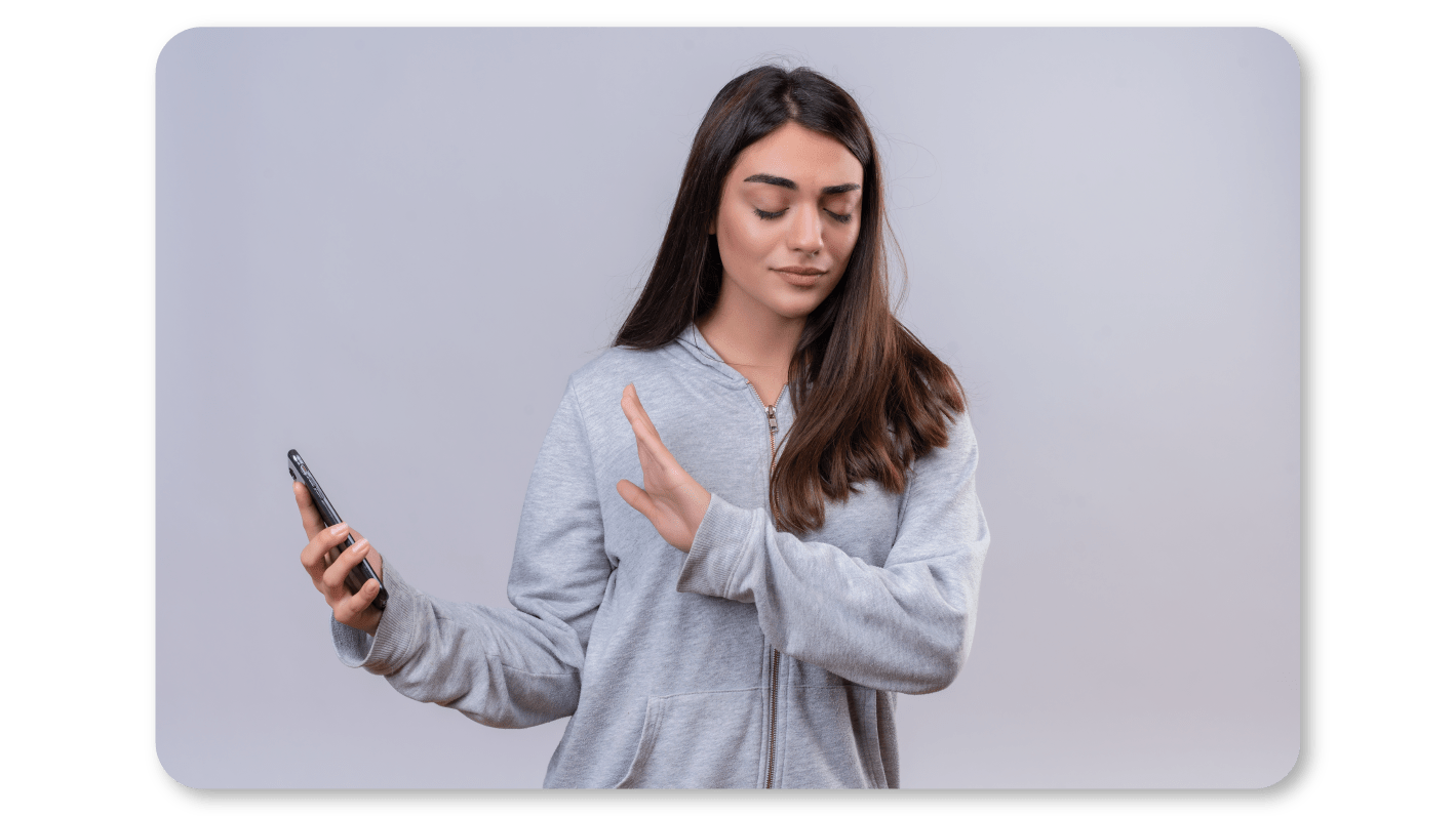An Employee Practices Self Care At Work by Detoxing from Technology