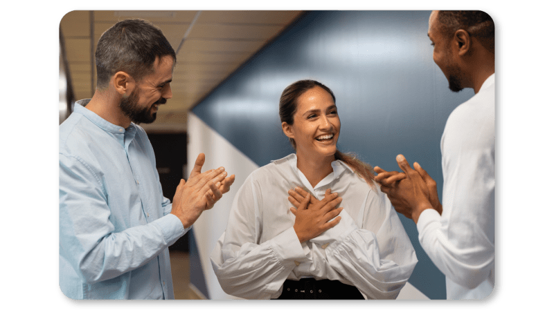 An Employee Practices Self Care At Work by Practicing Gratitude
