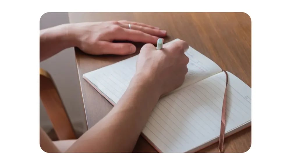 Journaling for Clarity and Emotional Insight