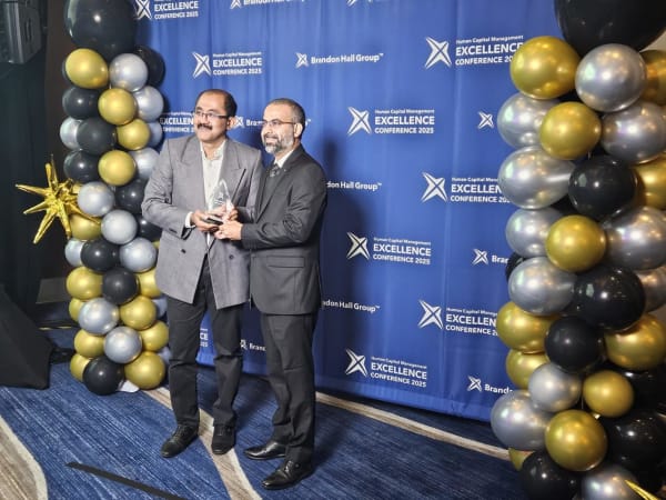Award ceremony at Brandon Hall HCM Excellence 26 Gala